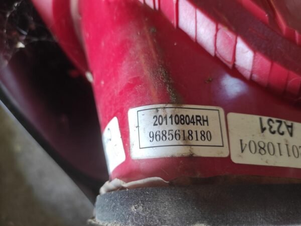 Piloto trasero derecho Peugeot 206+ (T3E) 1.1 (60 cv) - Imagen 3
