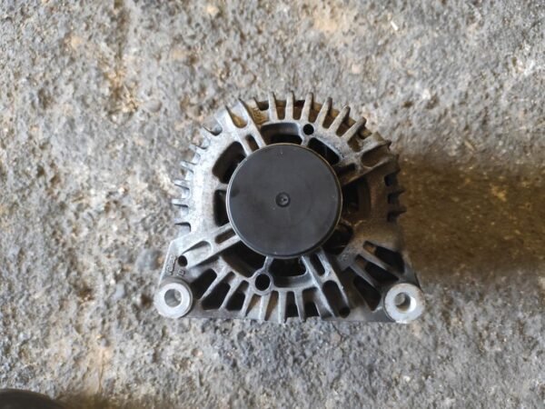 Alternador Peugeot 207 1.6 HDi (90 cv) - Imagen 2