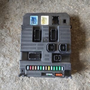 Caja de reles / fusibles Peugeot 207 1.6 HDi (90 cv)