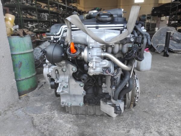 Motor Volkswagen Passat (B6) 2.0 TDI (140 cv) - Imagen 2