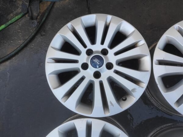 Llantas de 16 pulgadas Ford Mondeo IV del 2007, 6 1/2Jx16 H2. - Imagen 2