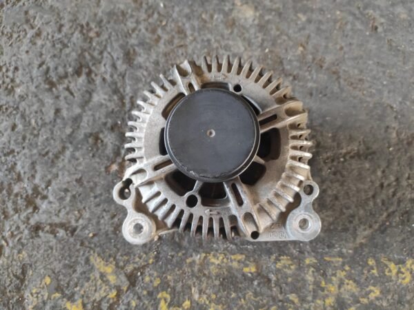 Alternador Volkswagen Passat (B6) 2.0 TDI (140 cv) - Imagen 2