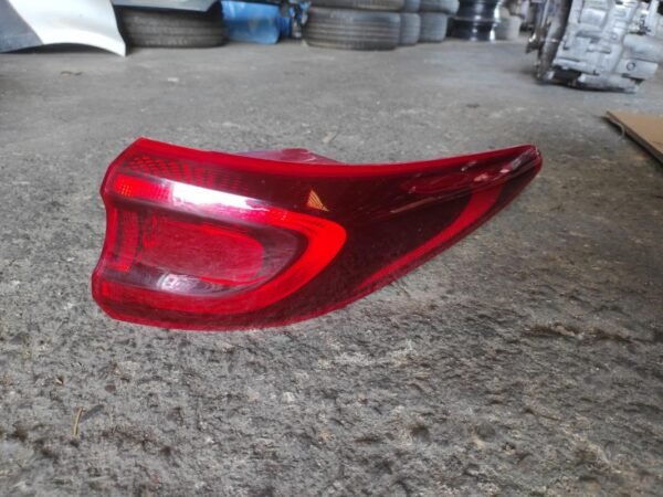 Piloto trasero derecho Kia Sportage IV 1.6 CRDi (115cv)
