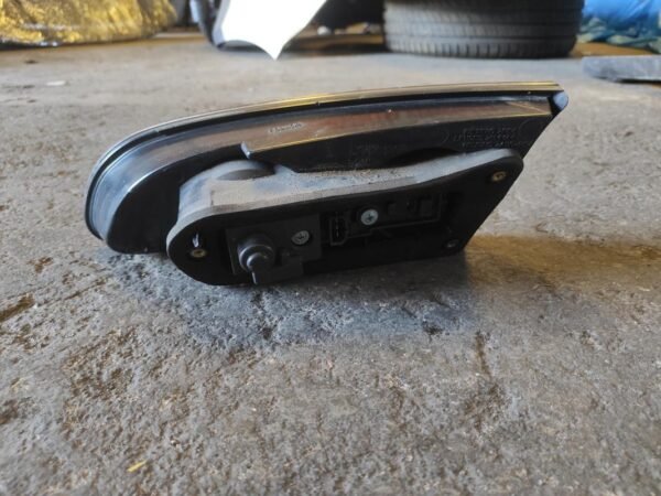 Piloto trasero izquierdo Seat Ibiza III 1.9 TDi (101 cv) - Imagen 2