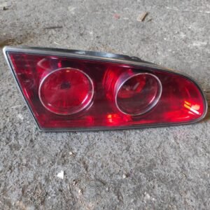 Piloto trasero izquierdo Seat Ibiza III 1.9 TDi (101 cv)