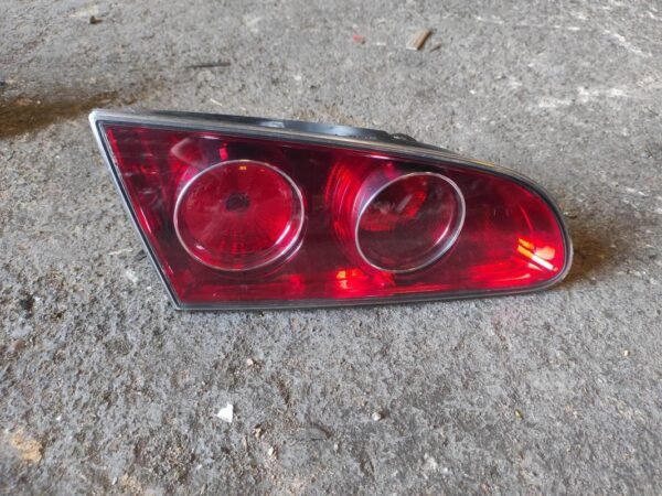 Piloto trasero izquierdo Seat Ibiza III 1.9 TDi (101 cv)