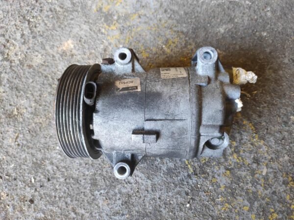 Compresor aire acondicionado Renault Grand Scénic II (JM0/1_) 1.9 dCi (JM14) (131 cv) - Imagen 2