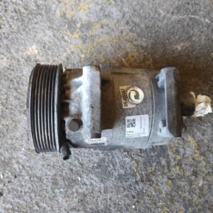 Compresor aire acondicionado Renault Grand Scénic II (JM0/1_) 1.9 dCi (JM14) (131 cv)