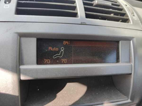 Pantalla multifunción Peugeot 407 SW 2.0 HDi (136 cv) - Imagen 4