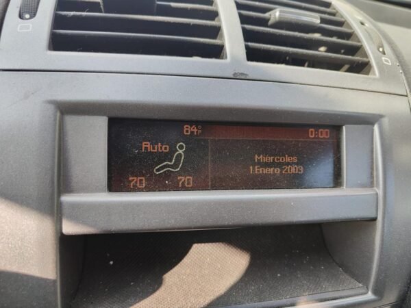 Pantalla multifunción Peugeot 407 SW 2.0 HDi (136 cv) - Imagen 5