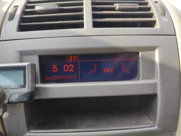 Pantalla multifunción Peugeot 407 2.0 HDi (136 cv) - Imagen 5
