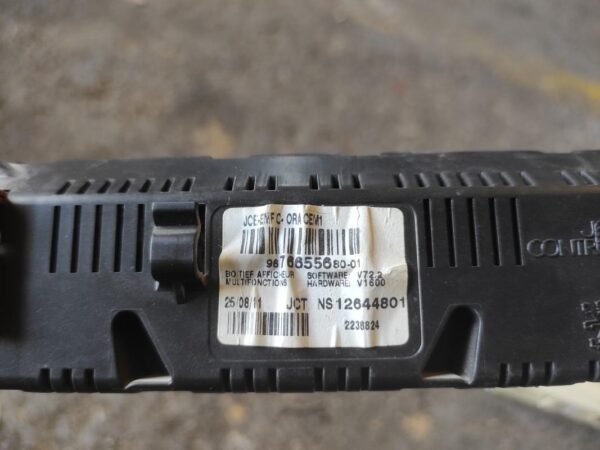 Pantalla multifunción Peugeot 407 2.0 HDi (136 cv) - Imagen 3