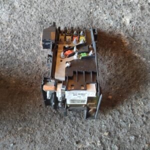 Caja de reles / fusibles Peugeot 3008 1.6 VTI (120 cv)