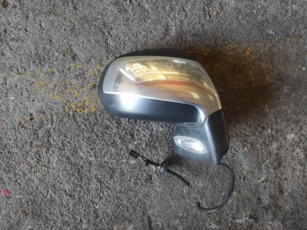 Retrovisor derecho Peugeot 3008 1.6 VTI (120 cv)