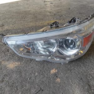 Faro izquierdo Mitsubishi ASX 1.6 DOHC MIVEC (117 cv) 2WD