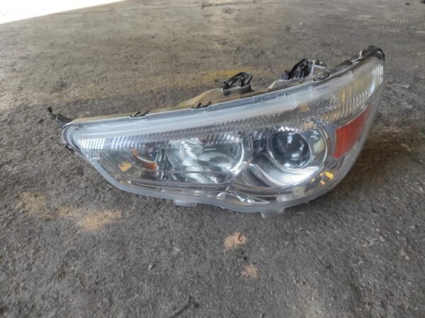 Faro izquierdo Mitsubishi ASX 1.6 DOHC MIVEC (117 cv) 2WD