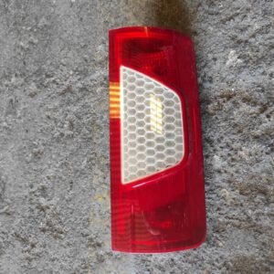 Piloto trasero derecho Ford Transit Connect 1.8 TDCI (90 cv)