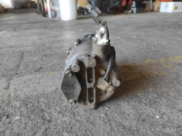 Compresor aire acondicionado Ford Transit Connect 1.8 TDCI (90 cv) - Imagen 3