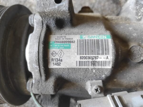 Compresor aire acondicionado Renault Clio III 1.5 dCi 8V (86 cv) - Imagen 4