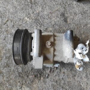 Compresor aire acondicionado Renault Clio III 1.5 dCi 8V (86 cv)