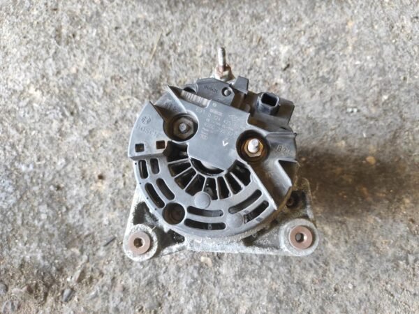 Alternador Renault Clio III 1.5 dCi 8V (68 cv) - Imagen 3