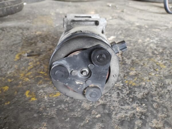 Compresor aire acondicionado Ford S-MAX 2.0 TDCi (140) MT - Imagen 3