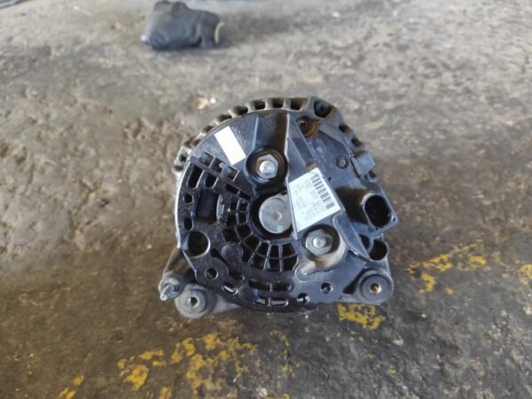 Alternador Mitsubishi Grandis 2.0 DI-D (136 cv) - Imagen 3