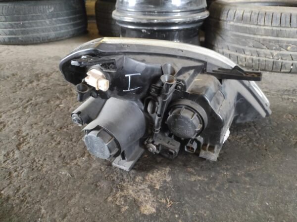 Faro izquierdo Kia Carnival III 2.9 CRDi (185 cv) - Imagen 2