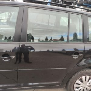 Puerta trasera izquierda Volkswagen Touran I (Versión 2006) 1.9 TDI (105 cv)