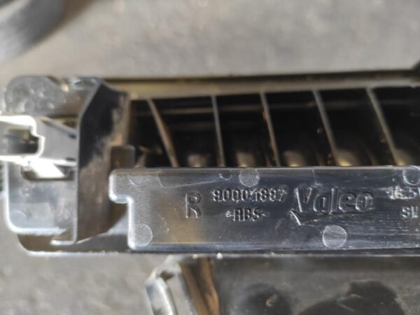 Piloto luz diurna derecho Peugeot 308 SW I (Versión 2011) 1.6 HDI (115v) - Imagen 4