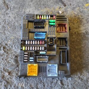 Caja de reles / fusibles Citroen C3 III 1.2 PureTech (82 cv)