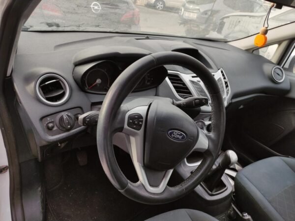 Despiece Ford Fiesta VII 1.4 (71 cv) 3d 2012 - Imagen 5