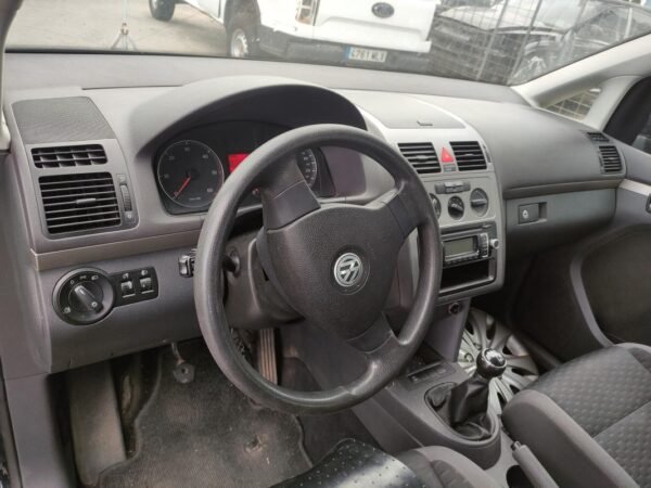 Despiece Volkswagen Touran I (Versión 2006) 1.9 TDI (105 cv) 2009 - Imagen 5