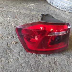 Piloto trasero izquierdo Volkswagen Golf VII Sportsvan 1.6 TDI (110 cv) BMT DSG