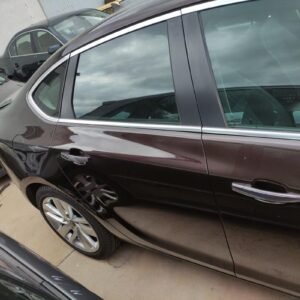 Puerta trasera derecha Opel Astra J Sedan 1.7 CDTI (130 cv) Ecotec