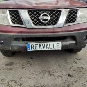Paragolpe delantero Nissan Navara III (D40) 2.5 dCi Double Cab (174 cv) 4WD