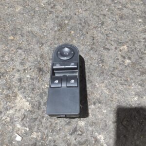 Mando elevalunas delantero izquierdo Opel Astra H GTC 1.7 CDTI (110 cv)