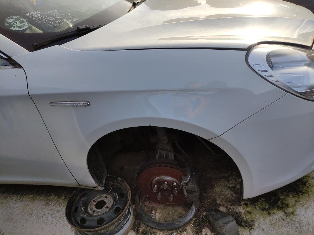 Aleta delantera derecha Alfa Romeo Giulietta II 2.0 JTDM (140 cv)