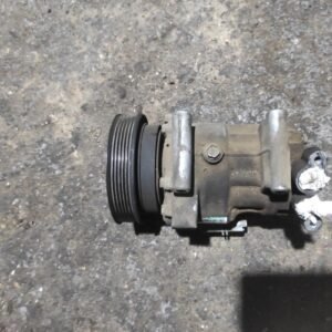 Compresor aire acondicionado Renault Clio III 1.5 dCi 8V (86 cv)
