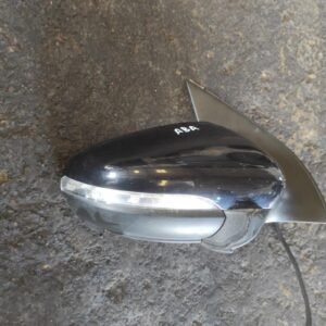 Retrovisor derecho Volkswagen Golf VI 2.0 TDI (140 cv)