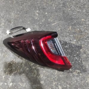 Piloto trasero izquierdo Honda Civic IX Hatchback (Versión 2014) 1.4 i-VTEC (100 cv)