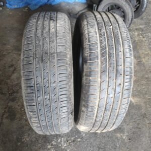 Juego de Neumáticos Kumho 205/60R16, año 2023.