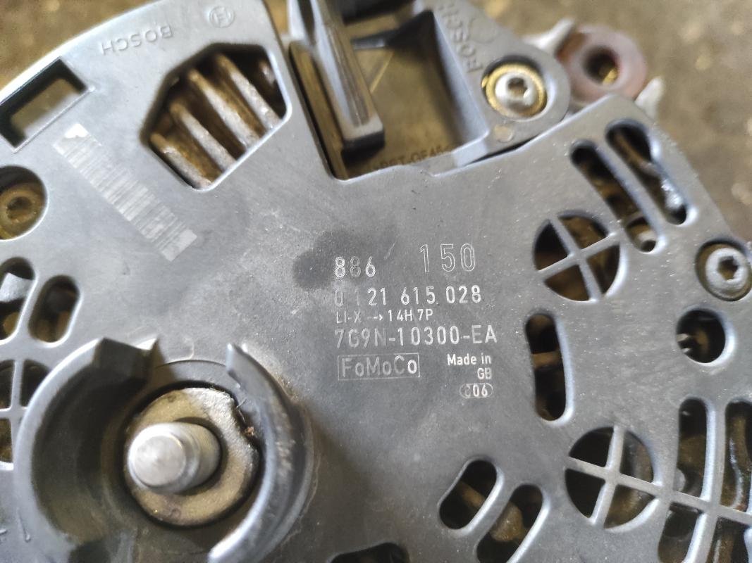 Alternador Ford Mondeo III Wagon 2.0 TDCi (140 cv) - Imagen 4