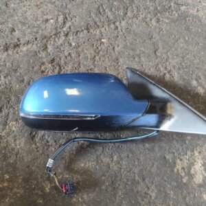 Retrovisor derecho Audi A4 (B8) Versión 2011 2.0 TDI (136 cv)