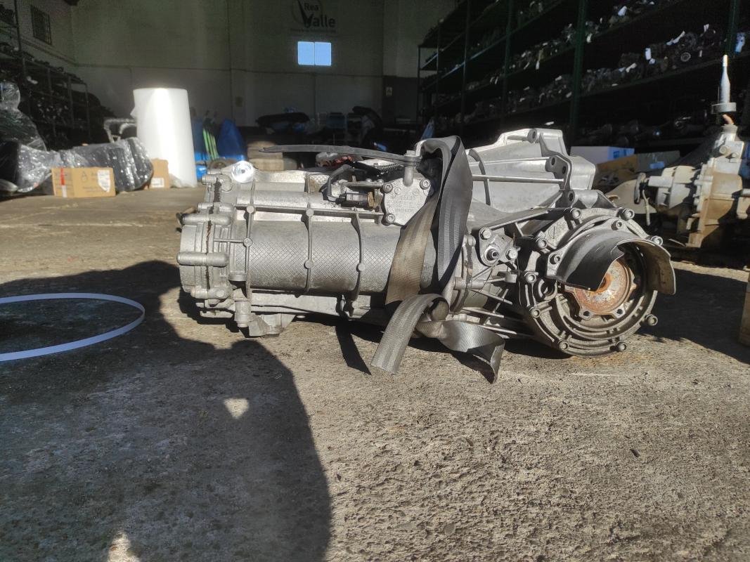 Caja cambios Audi A4 (B8) Versión 2011 2.0 TDI (136 cv) - Imagen 4