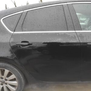 Puerta trasera derecha Opel Astra J 1.7 CDTI (110 cv)
