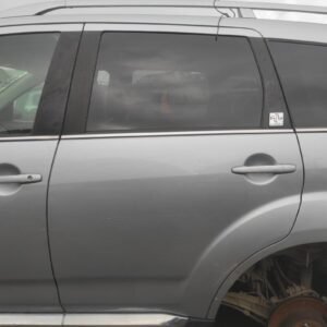 Puerta trasera izquierda Citroen C-Crosser 2.2 HDi (156 cv)