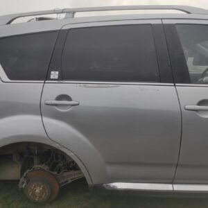 Puerta trasera derecha Citroen C-Crosser 2.2 HDi (156 cv)