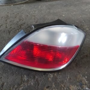 Piloto trasero derecho Opel Astra H 1.7 CDTI (80 cv)