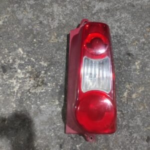 Piloto trasero derecho Citroen Berlingo II 1.6 HDi (90  cv)